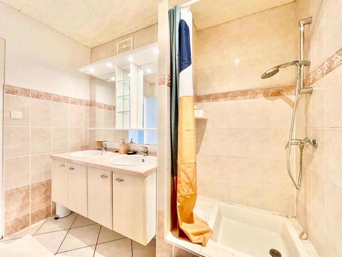 La Cigogne: Balcony Retreat with Netflix and Free Parking Apartment Colmar Exterior photo